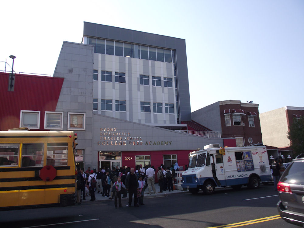 Bronx Lighthouse Partners For Architecture